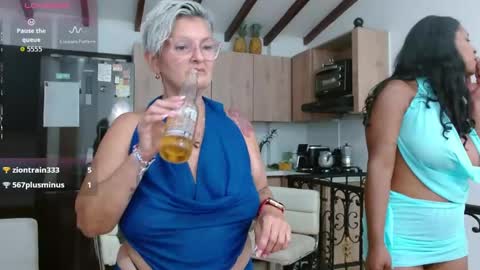 Snapshot of bety_cum3 chatting on 12, 4, 2026 bibiana online show from 12, 4, 2026