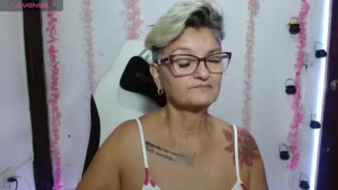 Snapshot of bety_cum3 chatting on 30, 6, 2026 bibiana online show from 30, 6, 2026