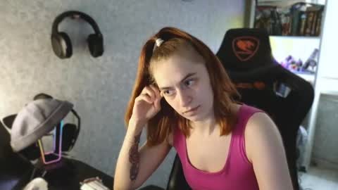 Snapshot of beverly_yay chatting on 28, 4, 2026 beverly_yay online show from 28, 4, 2026
