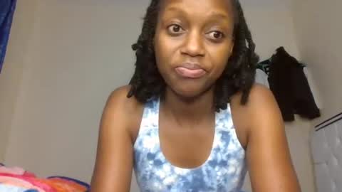 Snapshot of beverlyne5 chatting on 15, 6, 2026 beverly online show from 15, 6, 2026
