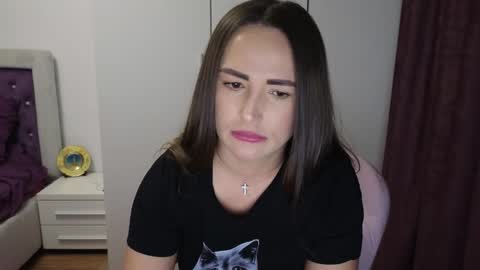   BeyonceDoll       Twitter DollBeyonce    online show from 24, 3, 2026