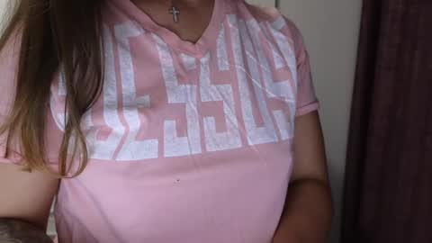 Snapshot of beyoncedoll chatting on 22, 5, 2026 BeyonceDoll Twitter DollBeyonce online show from 22, 5, 2026