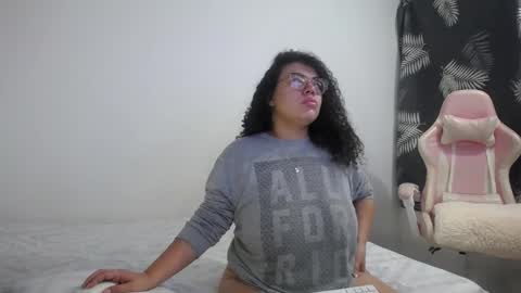 Bianca Tuesday to Sunday from 2am to 6am UTC-5 online show from 18, 11, 2025