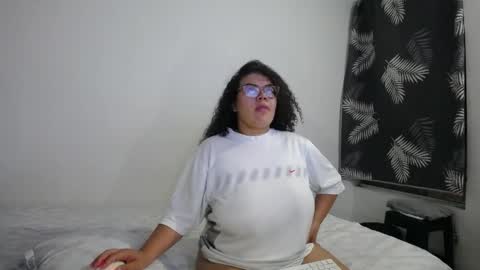 Snapshot of bianca_boobs chatting on 23, 4, 2026 Bianca Tuesday to Sunday from 2am to 6am UTC-5 online show from 23, 4, 2026