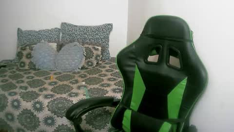 bianca ebony online show from 3, 11, 2025