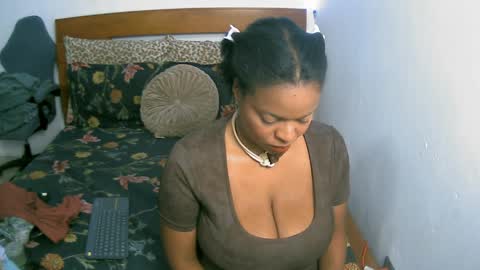 Snapshot of bianca_ebony chatting on 31, 3, 2026 bianca ebony online show from 31, 3, 2026