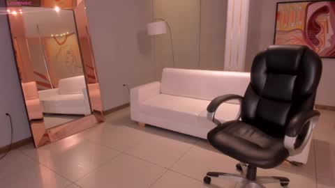 Bianca Pierce online show from 9, 2, 2025