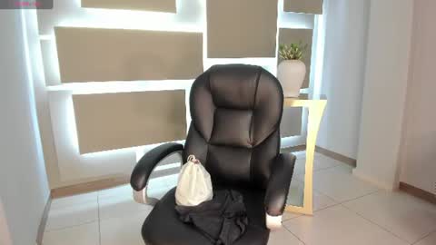 Snapshot of biancapierce_ chatting on 27, 7, 2026 Bianca Pierce online show from 27, 7, 2026