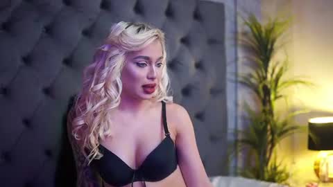 Snapshot of biankaviper chatting on 22, 6, 2026 Bianka online show from 22, 6, 2026