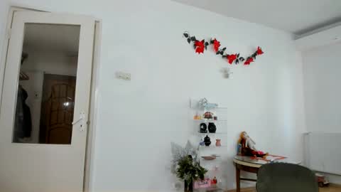 Snapshot of bibitina chatting on 15, 1, 2025 innasugarwild online show from 15, 1, 2025