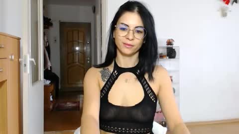 Snapshot of bibitina chatting on 4, 10, 2025 innasugarwild online show from 4, 10, 2025
