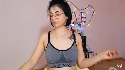 Snapshot of bibitina chatting on 3, 5, 2026 innasugarwild online show from 3, 5, 2026