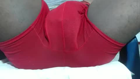 Snapshot of bigassholehorny69 chatting on 9, 5, 2026 camilo online show from 9, 5, 2026