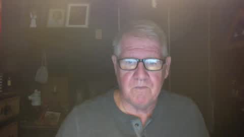 Snapshot of bigbeerdrinker1 chatting on 14, 10, 2025 bigbeerdrinker online show from 14, 10, 2025