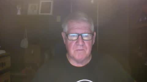 Snapshot of bigbeerdrinker1 chatting on 20, 10, 2025 bigbeerdrinker online show from 20, 10, 2025