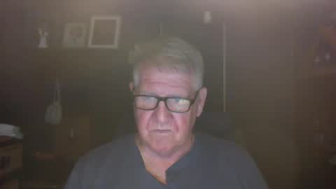 Snapshot of bigbeerdrinker1 chatting on 1, 11, 2025 bigbeerdrinker online show from 1, 11, 2025