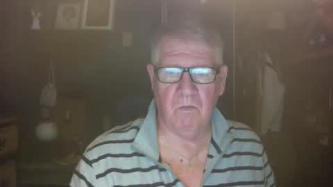 Snapshot of bigbeerdrinker1 chatting on 8, 11, 2025 bigbeerdrinker online show from 8, 11, 2025