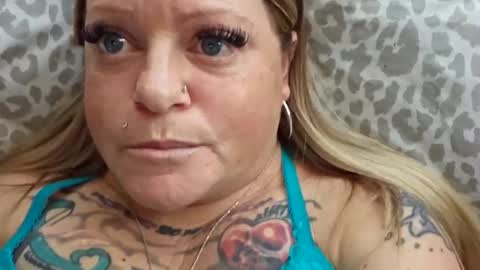 Tiffany online show from 5, 1, 2025