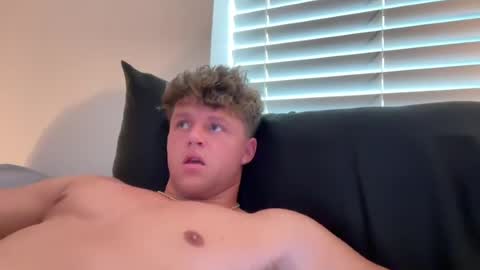 Snapshot of bigbootyburger1 chatting on 22, 7, 2026 bigbootyburger1 online show from 22, 7, 2026