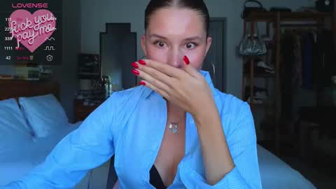    online show from 25, 11, 2025