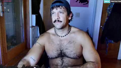 Snapshot of bigbro42069 chatting on 10, 11, 2025 BigBro online show from 10, 11, 2025