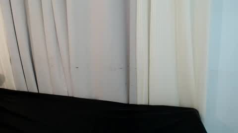 Snapshot of bigcock_luna chatting on 21, 5, 2026 Joyce online show from 21, 5, 2026