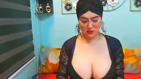 Snapshot of bigcocknloadstits chatting on 30, 4, 2026 Flirty Sofia online show from 30, 4, 2026