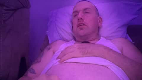 Snapshot of bigcocksuckingslut chatting on 6, 12, 2024 bigcocksuckingslut online show from 6, 12, 2024