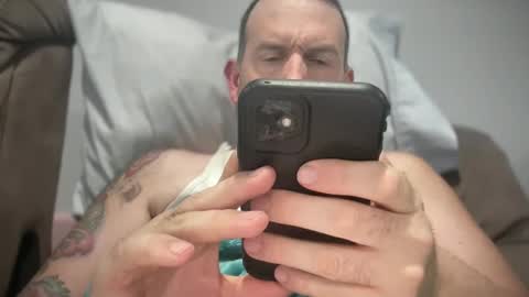 Snapshot of bigcocksuckingslut chatting on 27, 12, 2024 bigcocksuckingslut online show from 27, 12, 2024