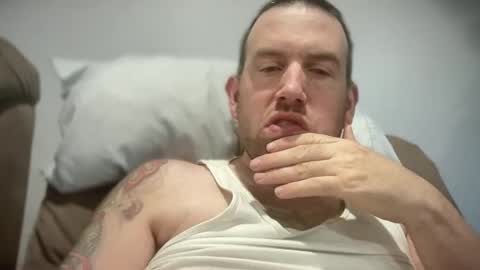 Snapshot of bigcocksuckingslut chatting on 31, 12, 2024 bigcocksuckingslut online show from 31, 12, 2024