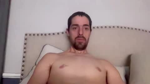 Snapshot of bigdaddy75333 chatting on 8, 1, 2026 bigdaddy75333 online show from 8, 1, 2026