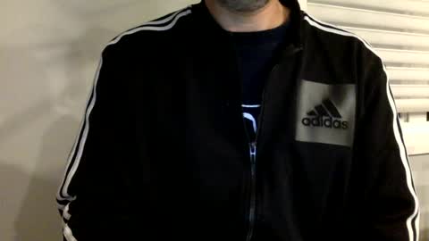 Snapshot of bigdickshowoff9877 chatting on 18, 6, 2026 Bigdickshowoff9877 online show from 18, 6, 2026