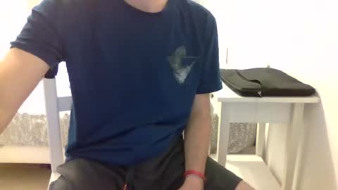 Snapshot of biggbaguette1 chatting on 28, 9, 2025 biggbaguette1 online show from 28, 9, 2025