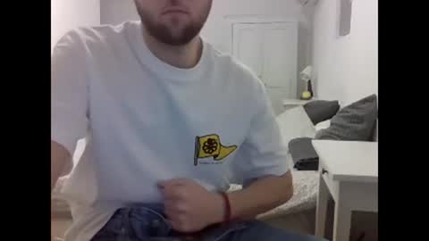 Snapshot of biggbaguette1 chatting on 12, 2, 2026 biggbaguette1 online show from 12, 2, 2026