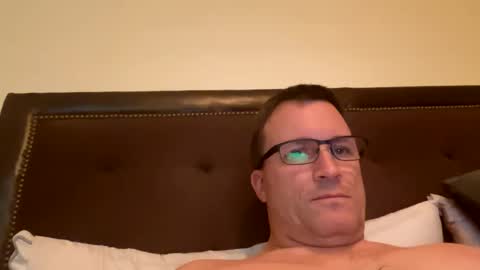 bigger22332233 online show from 23, 12, 2024