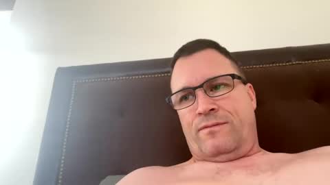 bigger22332233 online show from 11, 1, 2025