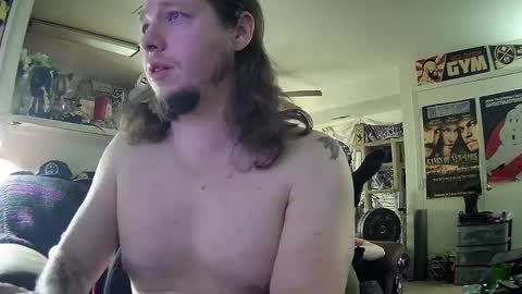 biggerisbetter21 online show from 1, 3, 2025