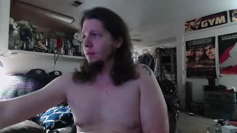 biggerisbetter21 online show from 15, 9, 2025