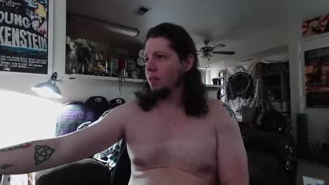 biggerisbetter21 online show from 22, 9, 2025