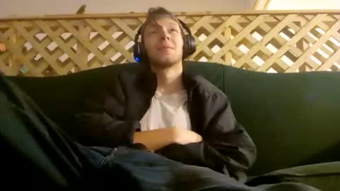 Snapshot of biggestboiiii chatting on 3, 2, 2025 biggestboiiii online show from 3, 2, 2025