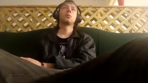 Snapshot of biggestboiiii chatting on 5, 10, 2025 biggestboiiii online show from 5, 10, 2025