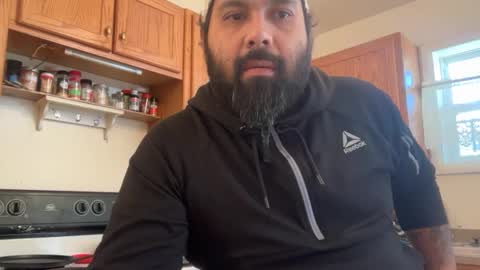 Snapshot of bigheadaddy90 chatting on 6, 11, 2025 Daniel Noelia online show from 6, 11, 2025