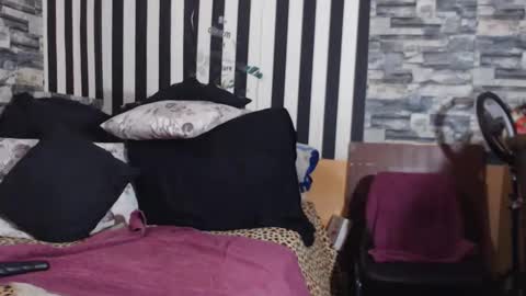 bighotmature online show from 8, 4, 2026