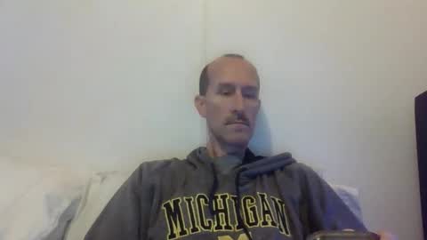 Snapshot of bighugemouthful chatting on 3, 11, 2025 Chaz online show from 3, 11, 2025