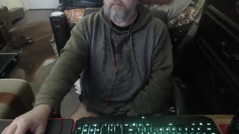 Snapshot of bighugmugg chatting on 11, 1, 2026 bighugmugg online show from 11, 1, 2026