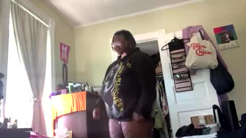 bigkittyraven online show from 6, 4, 2026