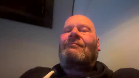 Snapshot of bigmike3339 chatting on 3, 2, 2025 bigmike3339 online show from 3, 2, 2025
