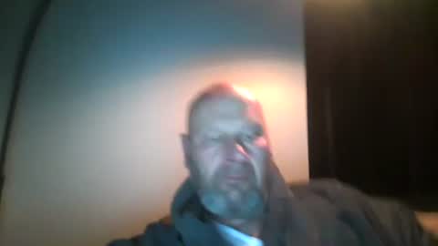 Snapshot of bigmike3339 chatting on 15, 2, 2025 bigmike3339 online show from 15, 2, 2025