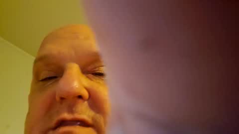 Snapshot of bigmikefl96 chatting on 21, 5, 2026 bigmikefl96 online show from 21, 5, 2026