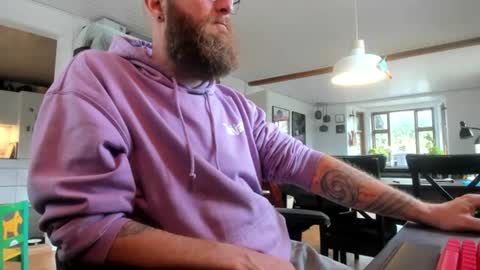 Beardo online show from 10, 8, 2026